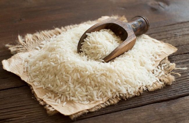 Không nên mua nhiều gạo cùng một lúc để tích trữ