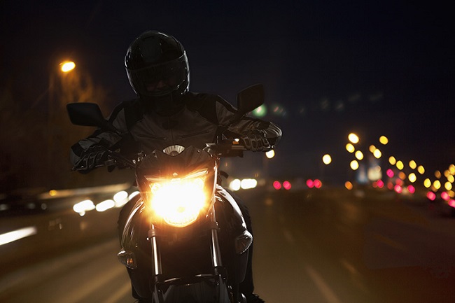 Xác định rõ ràng lộ trình khi đi xe máy vào ban đêm